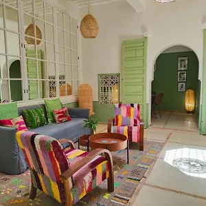 Dar Dabakech, Proche Jemma El Fna, Souk, Centre Medina, Riad, Entier De 2 A 6 Personnes Holiday home